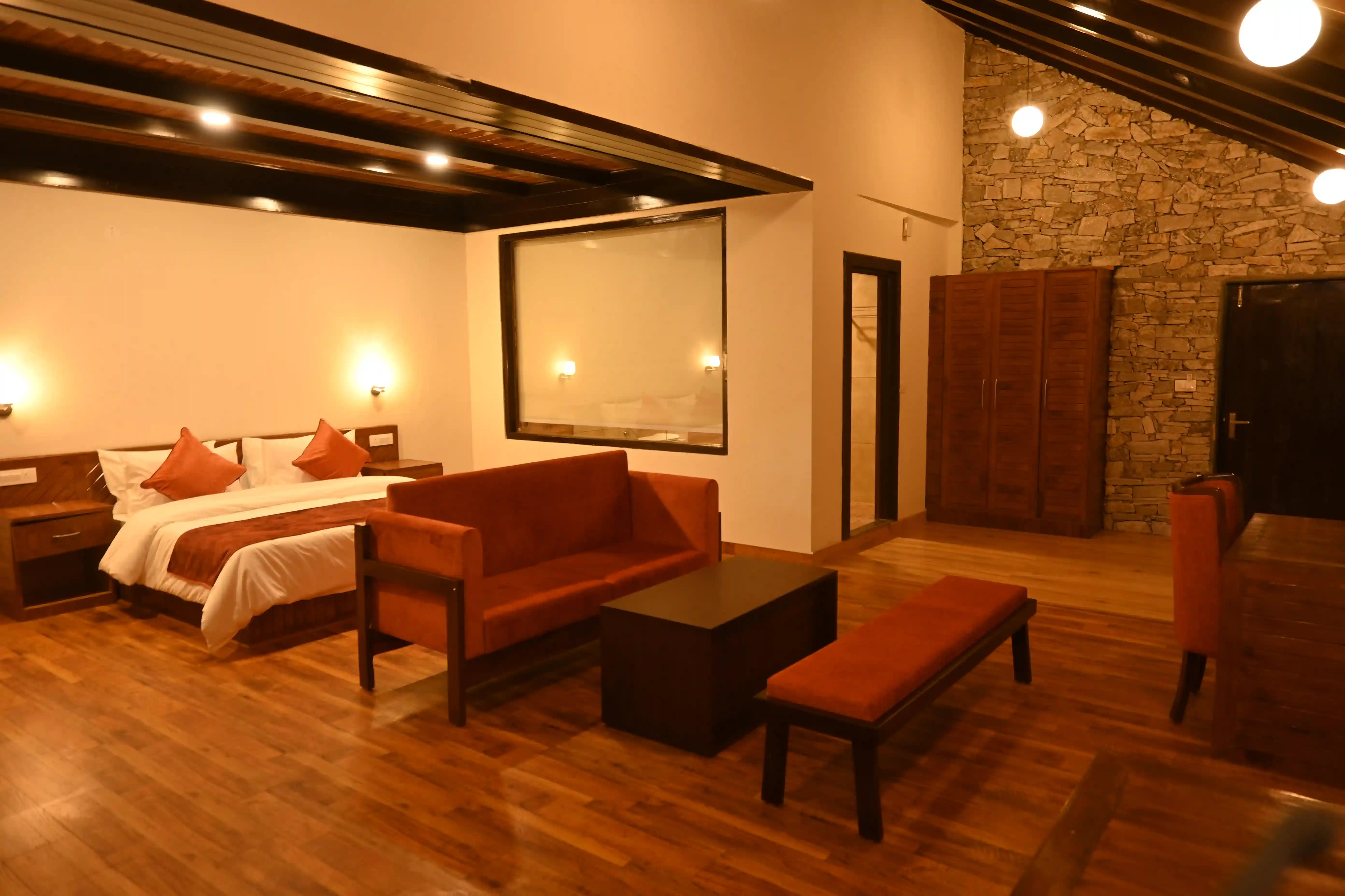 Super Deluxe Suite